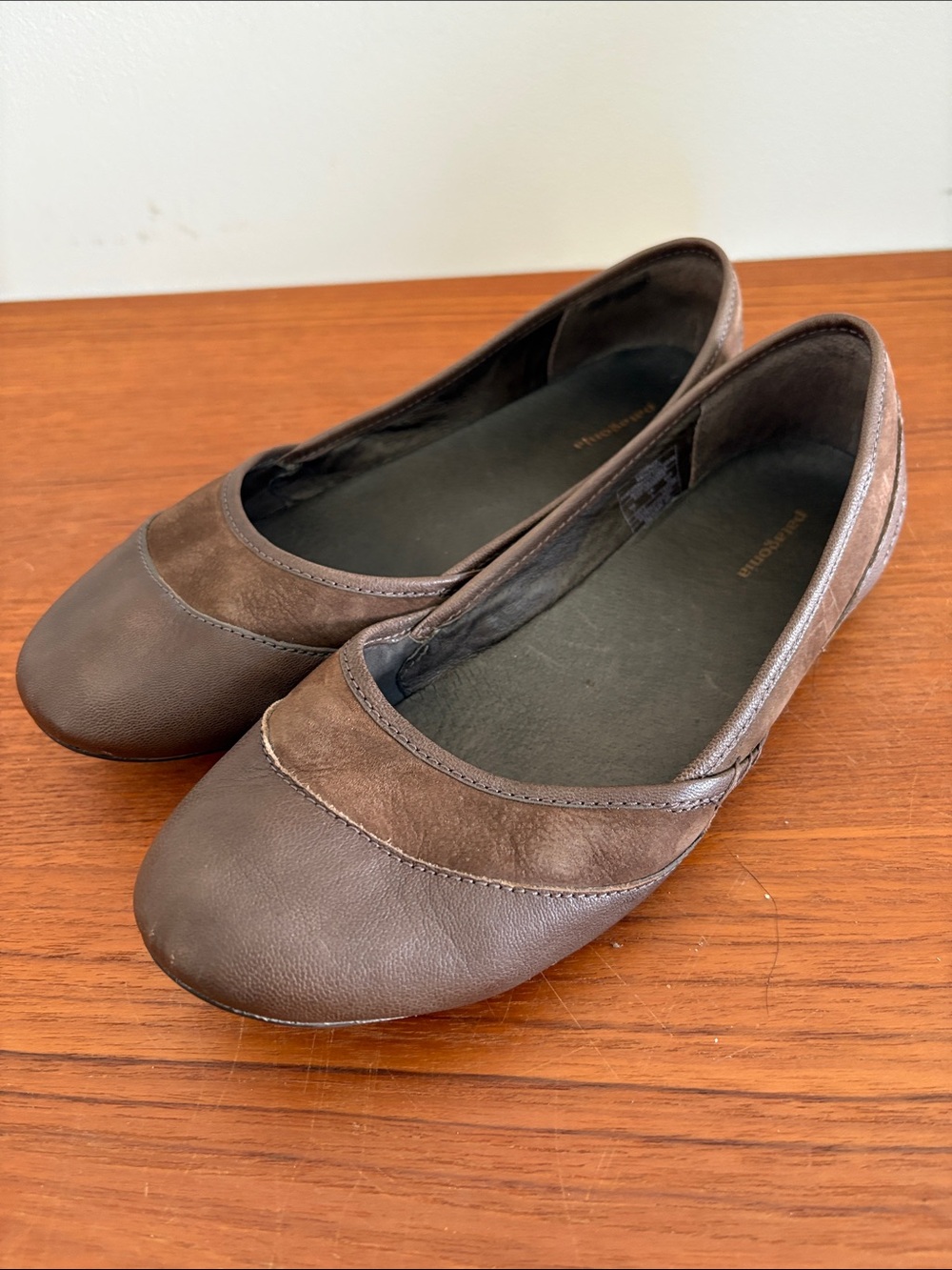 Patagonia Brown Leather & Suede Ballet Flats